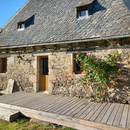 Petite Maison Avec Piscine 別荘 *